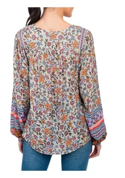 DR2 by Daniel Rainn V-Neck Long Sleeve Multicolored Top 7 DR2 by Daniel Rainn V-Neck Long Sleeve Multicolored Top -DR2 by Daniel Rainn Shop Belk 1470